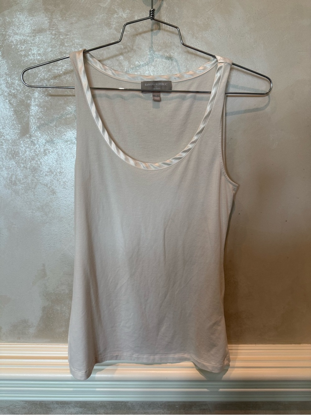 Banana Republic Satin-Trim Scoop Neck Tank Top